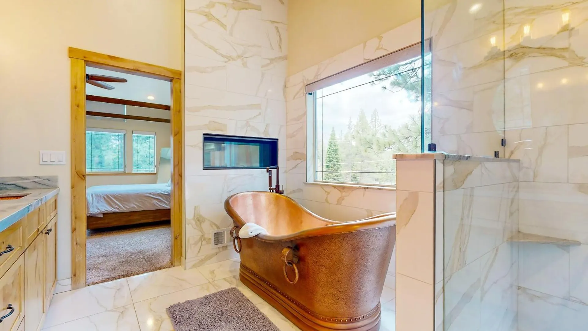 サウス・レイクタホ Luxury Mountain Retreatヴィラ 0*,  米国